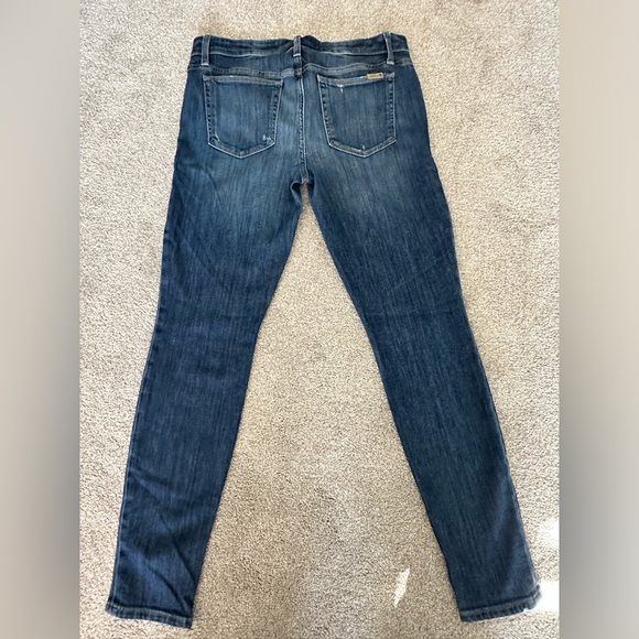 Joe’s “The Icon” Mid-Rise Skinny Jeans Dark Wash - Picture 4 of 7